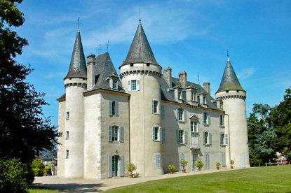 Nexon Castle, Limousin (photo by croucrou / Sylvain Crouzillat - CC BY-SA 3.0)