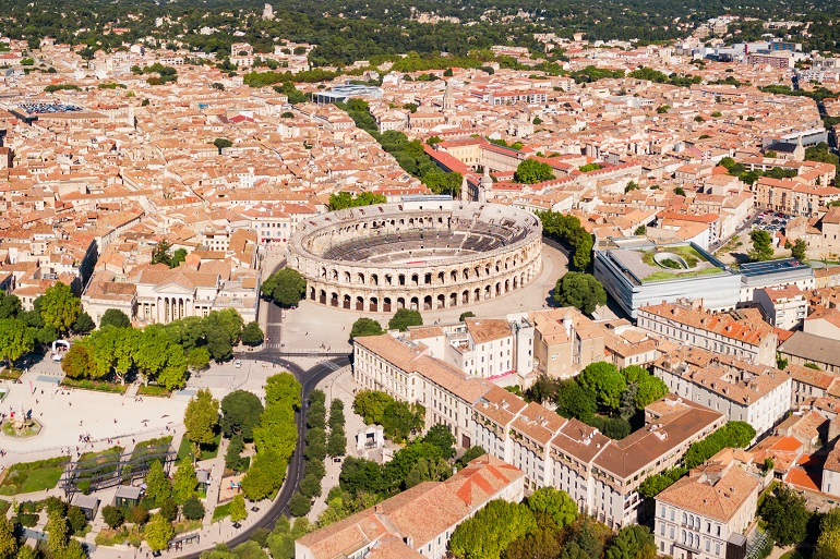 Aerial view of Nîmes (© Saiko3p | Dreamstime.com)