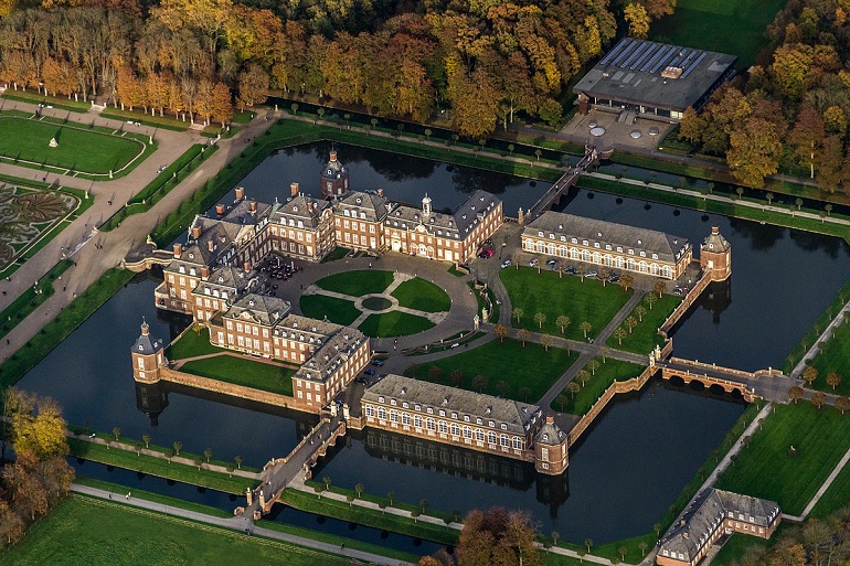 Nordkirchen Palace (photo by Dietmar Rabich - CC BY-SA 4.0)