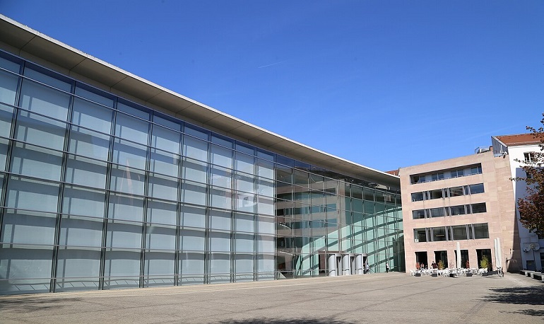New Museum, Nuremberg (photo by Rufus46 - CC BY-SA 3.0)