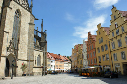 Cathedral and traditional houses, Osnabrück (&copy; Enet2007 - Fotolia.com)