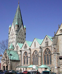 Paderborn Cathedral (photo by Cvoegtle - CC BY 2.0)