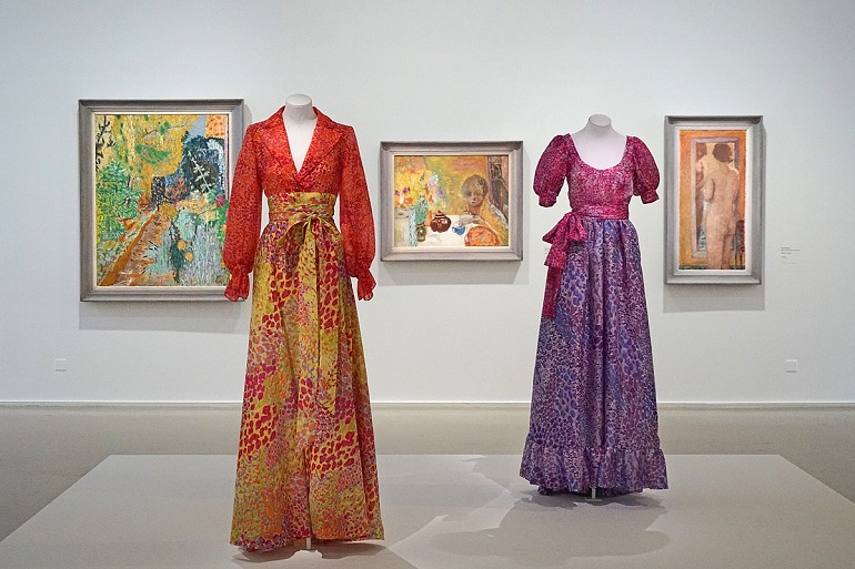 Ensembles inspired by Pierre Bonnard, by Yves Saint Laurent, Musée national d'Art moderne, Paris (photo by Jean-Pierre Dalbéra - CC BY 2.0)
