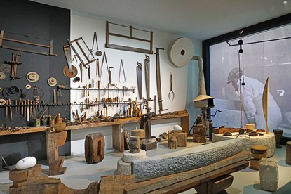 Atelier Brancusi, Paris (photo by Jean-Pierre Dalbéra - CC BY 2.0)