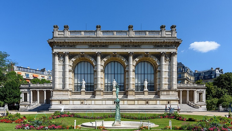 Palais Galliera – Musée de la Mode de la Ville de Paris (photo by Joe deSousa)