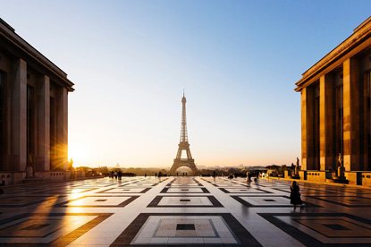 Trocadero and Eiffel Tower, Paris (photo by maykeloenning from Pixabay)