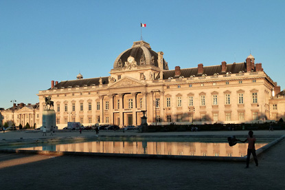 École militaire, Paris (photo by ClauMig - CC BY-SA 3.0)