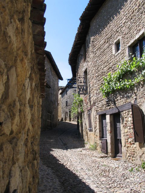 Pérouges, Ain