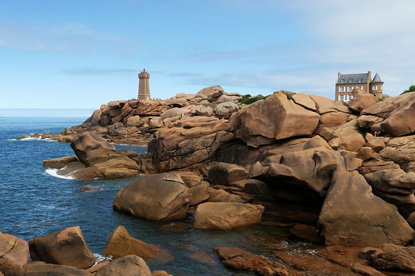 Perros-Guirec, Brittany, France (photo by Michel Bertolotti from Pixabay)
