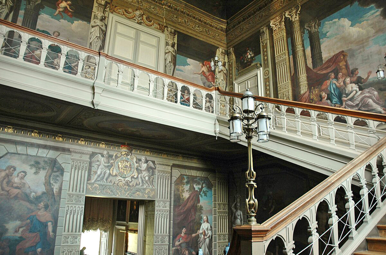 Grand Staircase, Petworth House (photo by Josep Renalias - CC BY-SA 3.0)