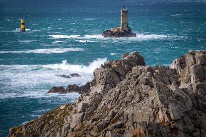 Pointe du Raz, Brittany, France (photo by Christel SAGNIEZ from Pixabay)