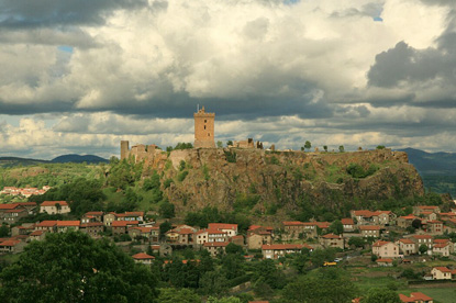 Polignac, Auvergne (photo by Abalg, modified by Maciamo - CC BY-SA 4.0)