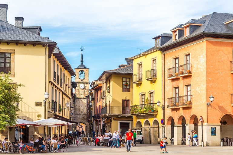 Clock Tower in Ponferrada (© Milosk50 | Dreamstime.com)