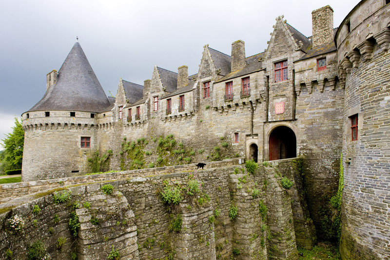 Pontivy Castle, Brittany (&copy; PHB.cz - Fotolia.com)