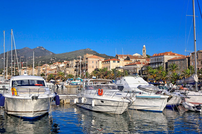 Propriano, Corsica (photo by Manuel from Pixabay)