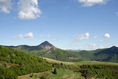 Puy Griou, Auvergne (&copy; B. Piccoli - Fotolia.com)