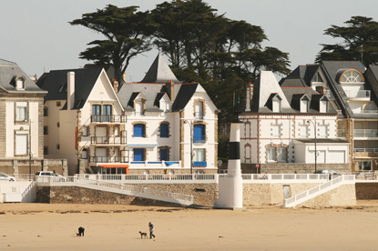 Quiberon, Brittany, France (photo by Remi Jouan - CC BY 3.0)