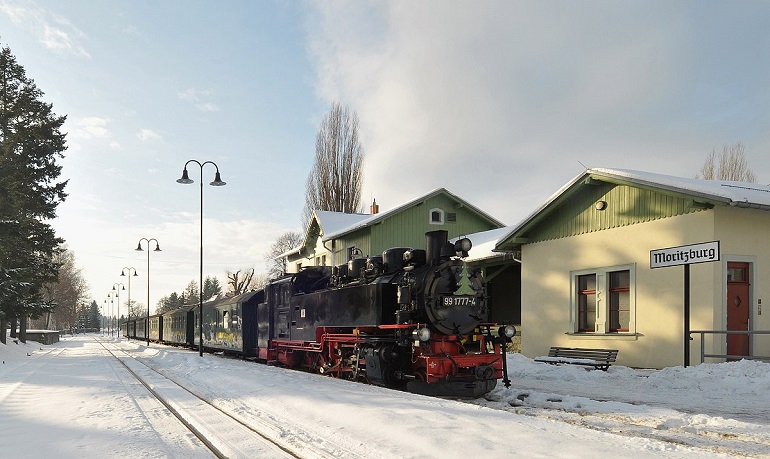 Lößnitzgrundbahn Steam Railway, Radebeul (photo by Michael Gäbler - CC BY-SA 3.0)