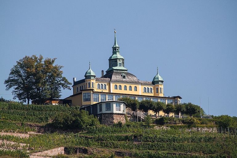Spitzhaus, Radebeul (photo by Radler59 - CC BY-SA 3.0)