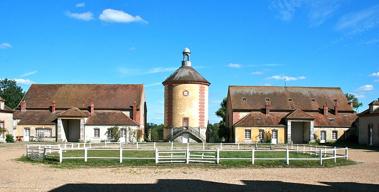 Bergerie Nationale, Rambouillet (photo by François Philipp from Munich, Germany - CC BY 2.0)