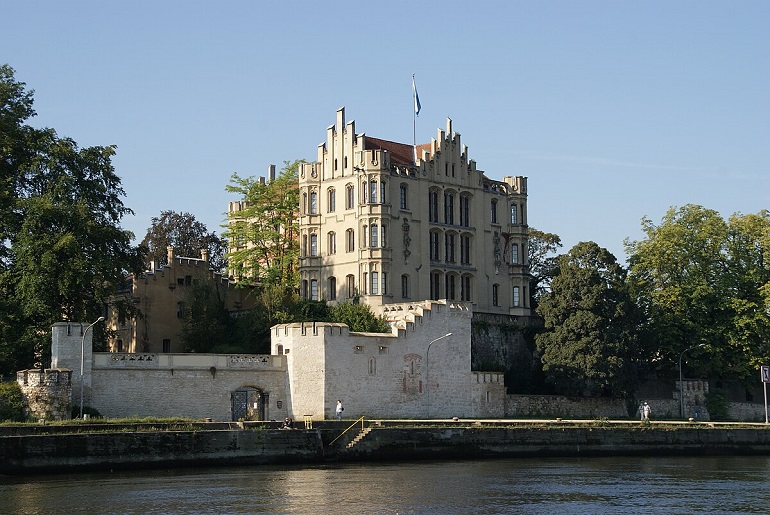 Königliche Villa, Regensburg (photo by Johanning - CC BY-SA 3.0)