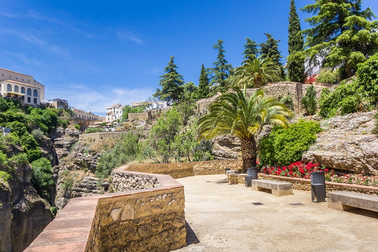 Jardines de Cuenca in Ronda (© Venemama | Dreamstime.com)