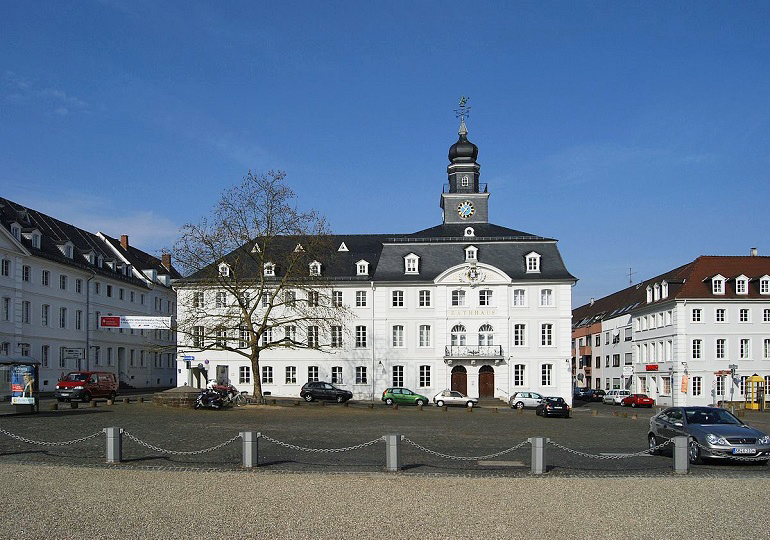 Altes Rathaus, Saarbrücken (photo by Felix König - CC BY-SA 3.0)