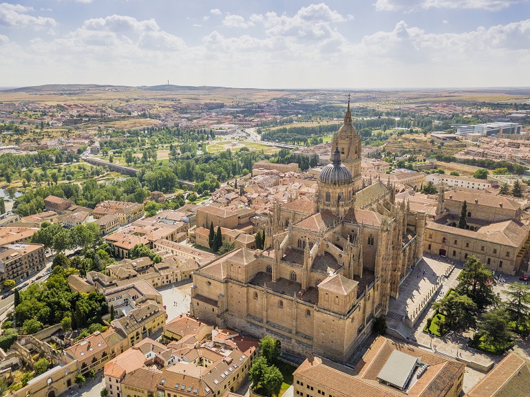 Aerial view of Salamanca with the New Cathedral in the first plan (© Jacek Sopotnicki | Dreamstime.com)