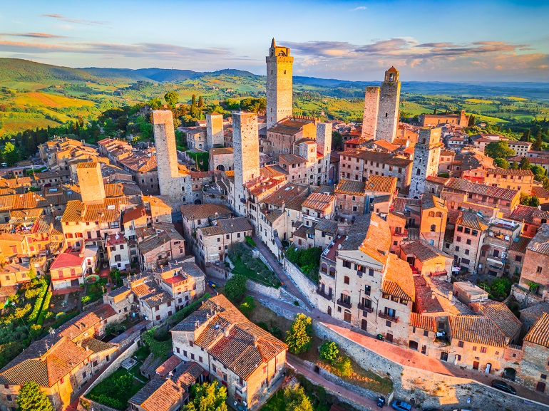 Aerial view of San Gimignano (� Emicristea | Dreamstime.com)