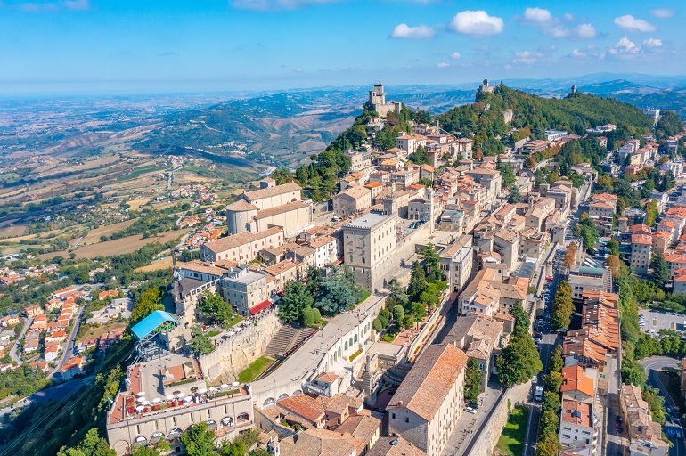 Aerial view of the old town of San Marino (© Dudlajzov | Dreamstime.com)