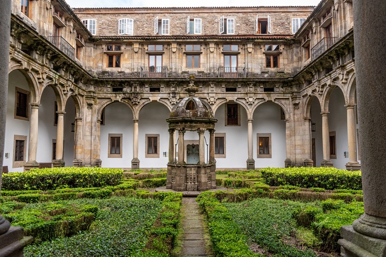 Hostal dos Reis Católicos, Santiago de Compostela (© imagoDens | Dreamstime.com)