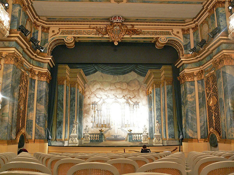Theatre, Schwetzingen Palace (photo by Andreas Praefcke - CC BY 3.0)