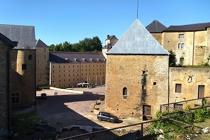 Castle of Sedan, Champagne-Ardenne (photo by Léonard Patakreppe - CC BY-SA 4.0)