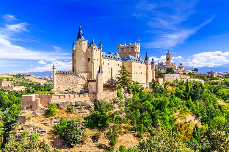 The Alcazar of Segovia (© Sorin Colac | Dreamstime.com)