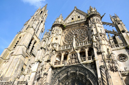 Cathedral of Senlis (&copy; Arap - Fotolia.com)