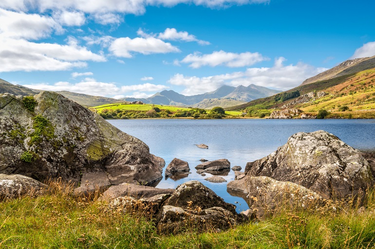Lake Llynnau Mymbyr, Snowdonia National Park (© Valerijs Jegorovs | Dreamstime.com)
