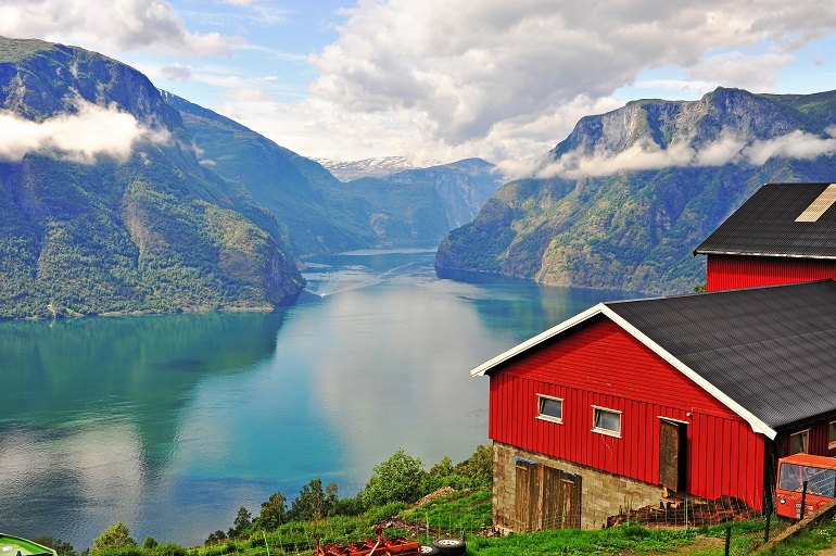 Sognefjord (© Krasnevsky | Dreamstime.com)