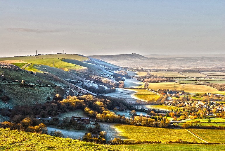 South Downs National Park near Devils Dyke (photo by allen watkin - CC BY 2.0)