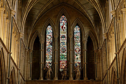 Southwark Cathedral, London (photo by Peter Trimming - CC BY-SA 2.0)