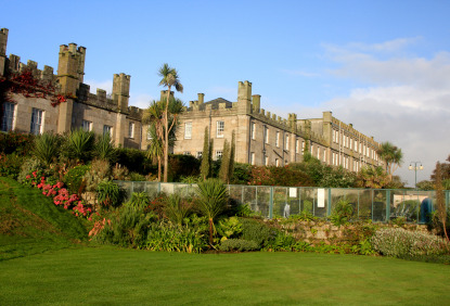 Castle-like luxury hotel, St Ives (&copy; David Garry | iStockphoto.com)