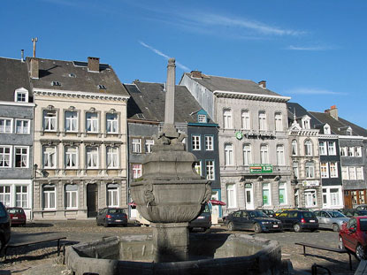 St. Remacle's Square, Stavelot (&copy; Jean-Pol GRANDMONT - CC BY-SA 3.0 Unported license)