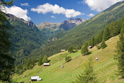 Stelvio National Park (&copy; antonio scarpi - Fotolia.com)