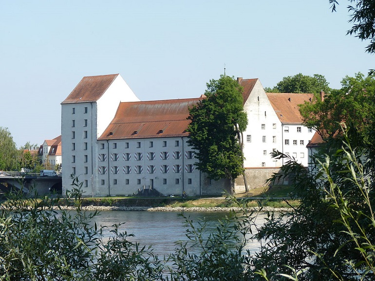 Herzogsschloss, Straubing