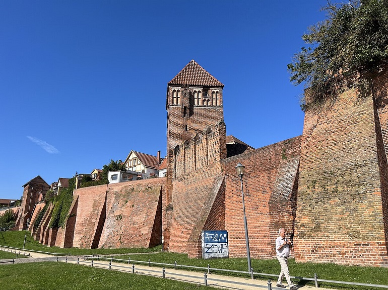 City Walls, Tangermünde (photo by Lukas Beck - CC BY-SA 4.0)