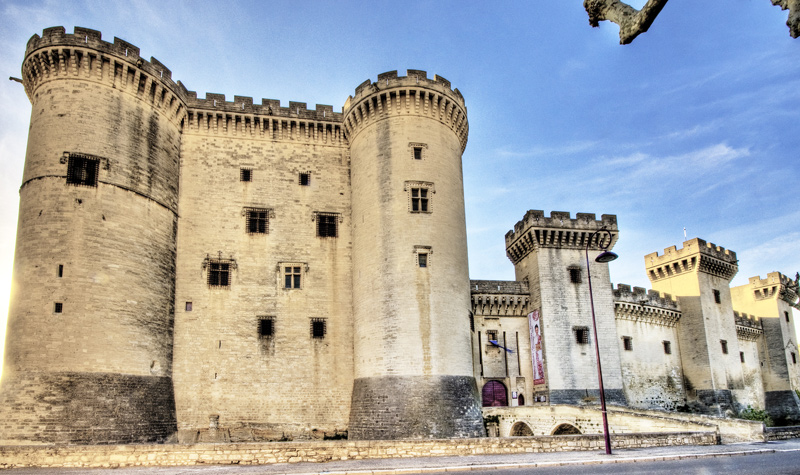 Tarascon Castle, Provence-Alpes-C�te d'Azur (photo by Wolfgang Staudt - CC BY 2.0.)