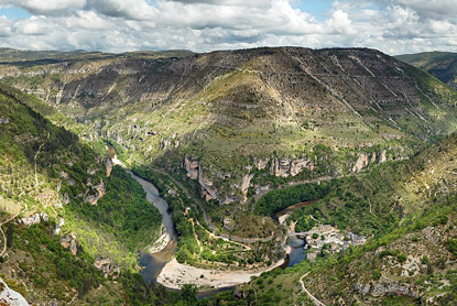 Gorges du Tarn, Languedoc-Roussillon (photo by Benh LIEU SONG - CC BY-SA 3.0)