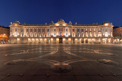 The Capitole of Toulouse, Midi-Pyrénées (&copy; Benh LIEU SONG - CC BY-SA 3.0)