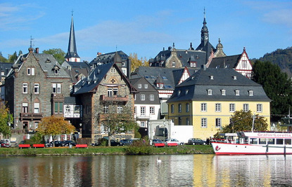 Trarbach (photo by LoKiLeCh - CC BY-SA 3.0 Unported license)