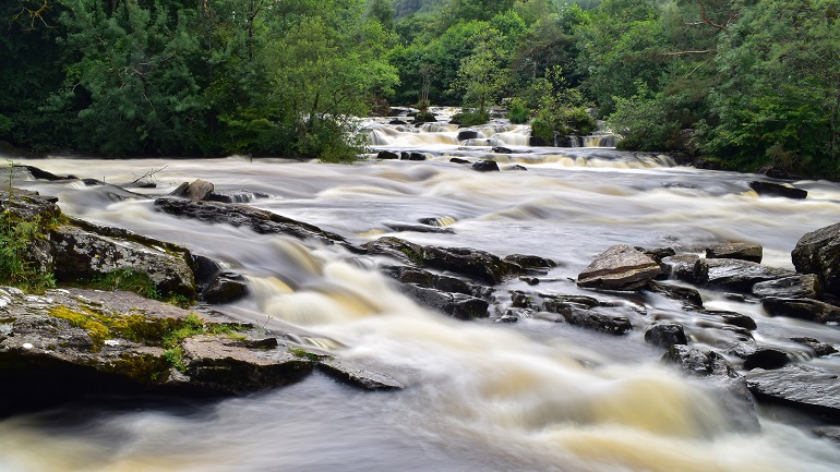 Falls of Dochart in Killin, Loch Lomond & Trossachs National Park (© Martine Banckaert | Dreamstime.com)