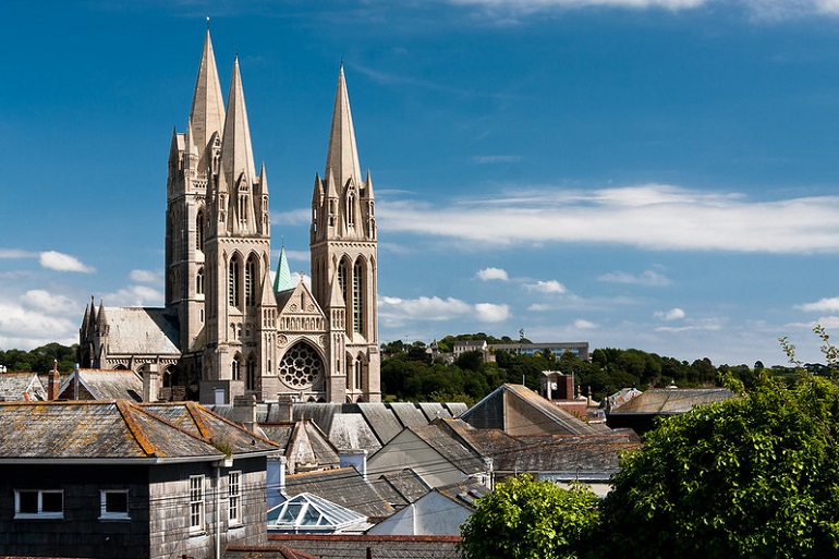 Truro Cathedral (photo by Hanno Rathmann - CC BY-SA 2.0)